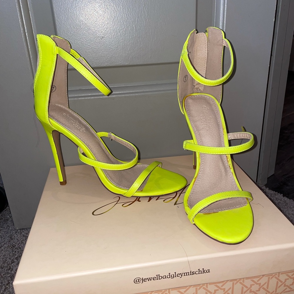 Neon yellow heels!